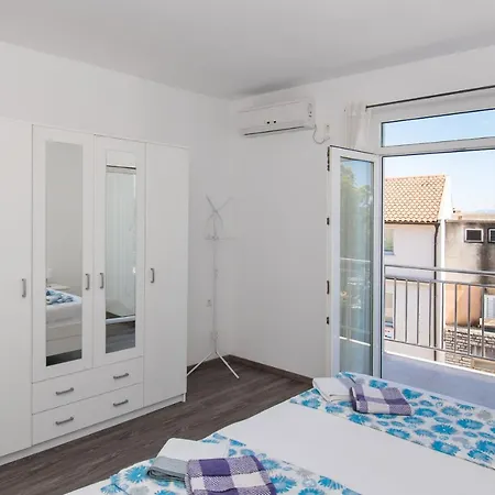 Apartment And Zoran
