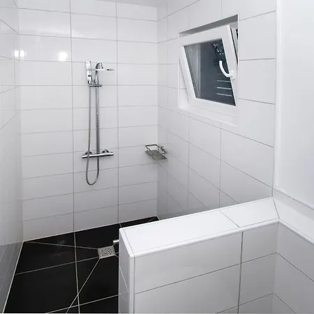 Apartment And Zoran *